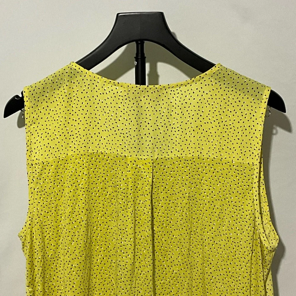 LOFT Yellow Polka Dot Sleeveless V-Neck Blouse - Size Large - Picture 6 of 8